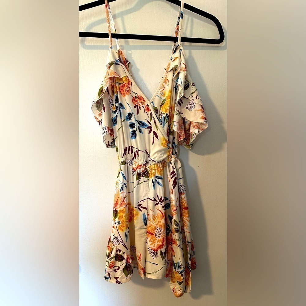 Band Of Gypsies Romper Shorts - Adjustable Straps - Cold Shoulder - Size XS - Picture 2 of 4
